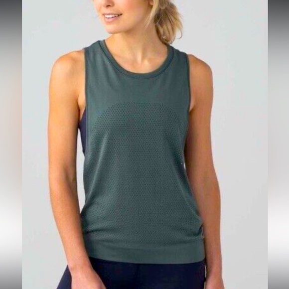 lululemon athletica Tops - Lululemon forest green perforated breeze muscle tank size 8